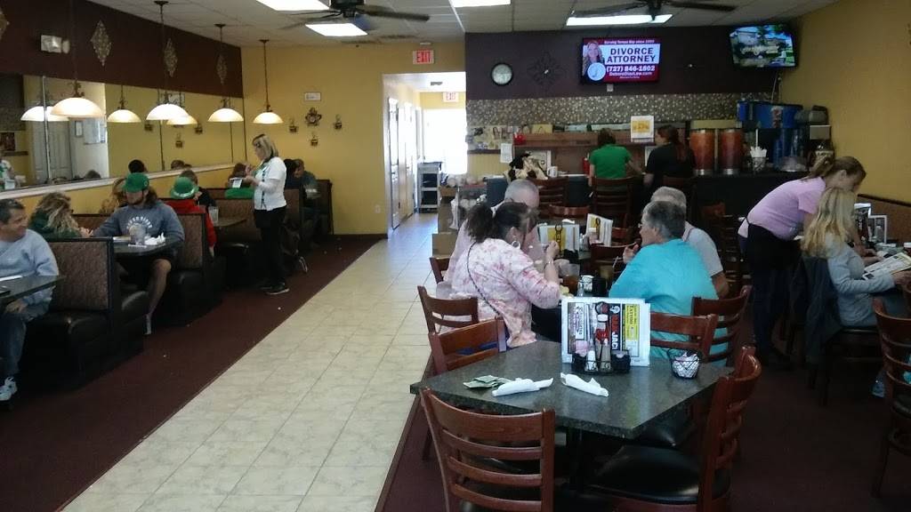 Hilltop Cafe | restaurant | 9322 Little Rd, New Port Richey, FL 34654, USA | 7278623333 OR +1 727-862-3333