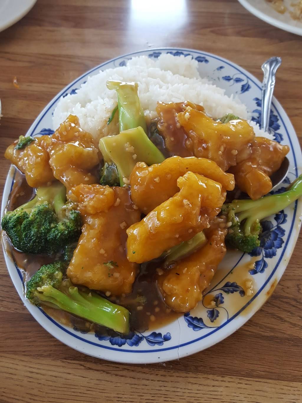 Suilys Cafe | restaurant | 1 San Pedro Rd, Daly City, CA 94014, USA | 6507550343 OR +1 650-755-0343