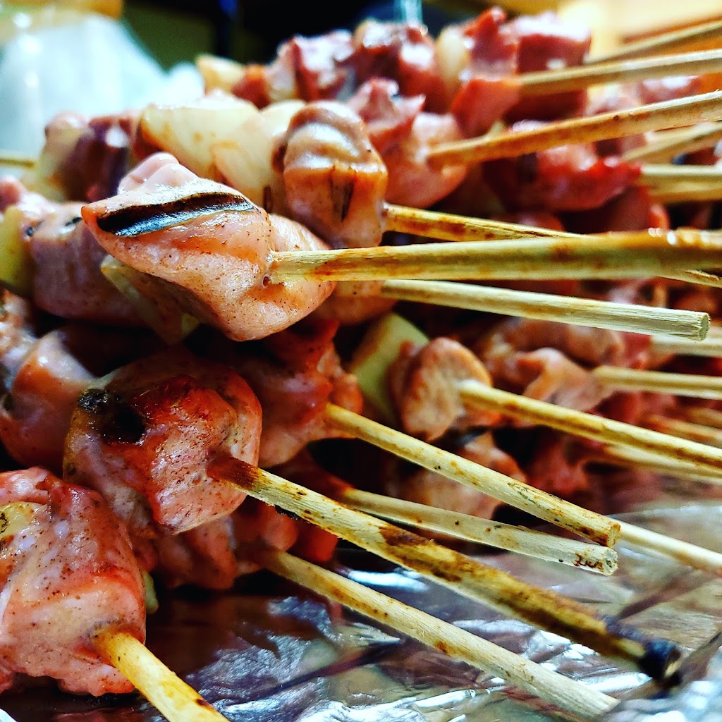 GillsGrill707 | restaurant | 96 Esther Ln, Arcata, CA 95521, USA | 7072987279 OR +1 707-298-7279