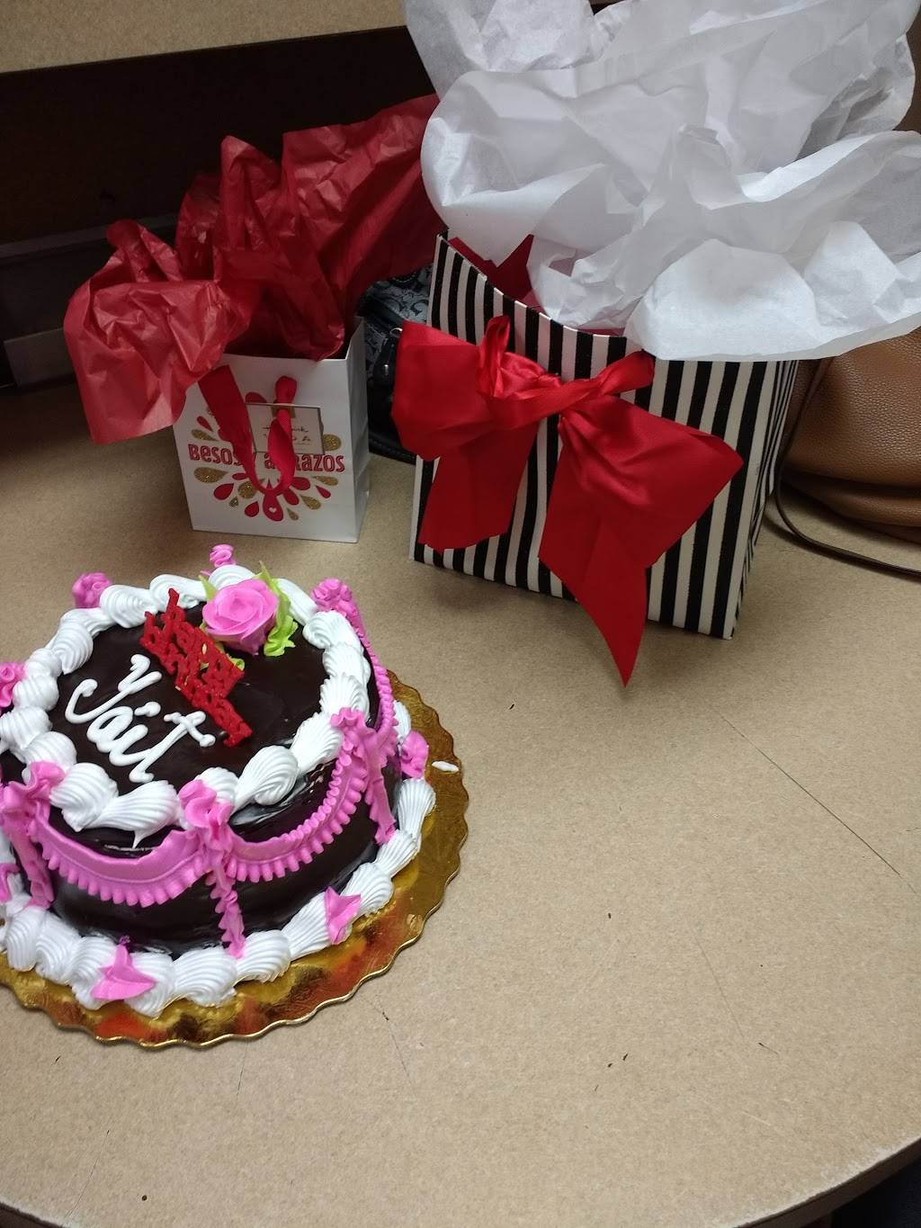 Wendys | restaurant | 555 Hialeah Dr, Hialeah, FL 33010, USA | 3058846006 OR +1 305-884-6006