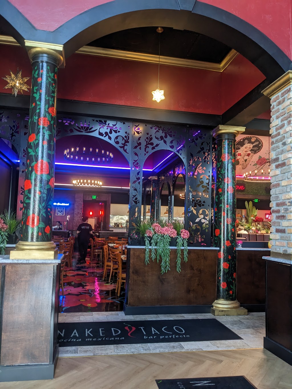 Naked Taco | restaurant | 8888 SW 136th St # 380, Miami, FL 33176, USA | 7862503399 OR +1 786-250-3399