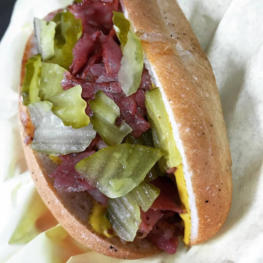 Sams Philly Steak | restaurant | 18966 Ventura Blvd, Tarzana, CA 91356, USA | 8187769494 OR +1 818-776-9494