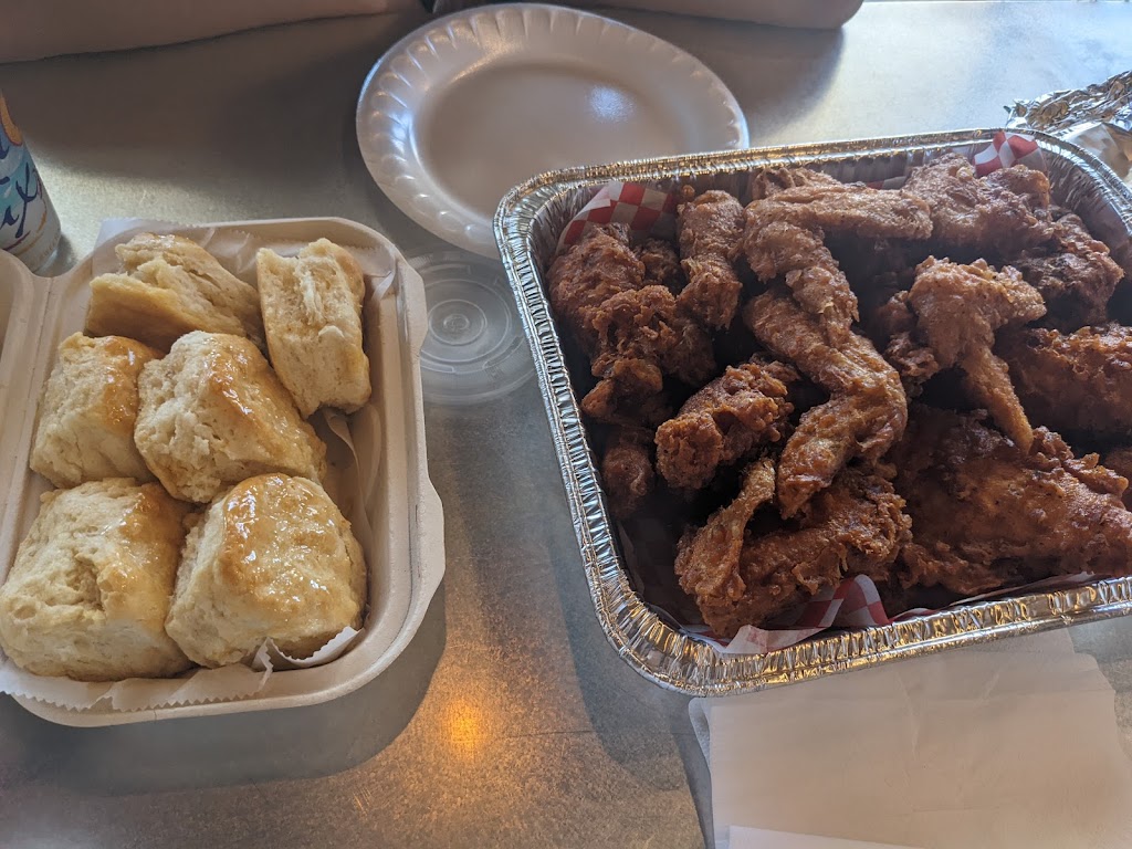 Mikes Chicken | restaurant | 7752 Forest Ln, Dallas, TX 75230, USA | 2143779692 OR +1 214-377-9692