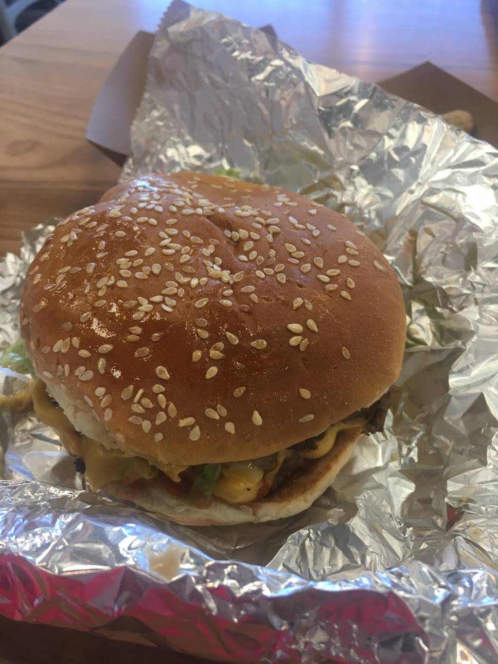 Five Guys | meal takeaway | 2134 Polaris Pkwy, Columbus, OH 43240, USA | 6144365550 OR +1 614-436-5550