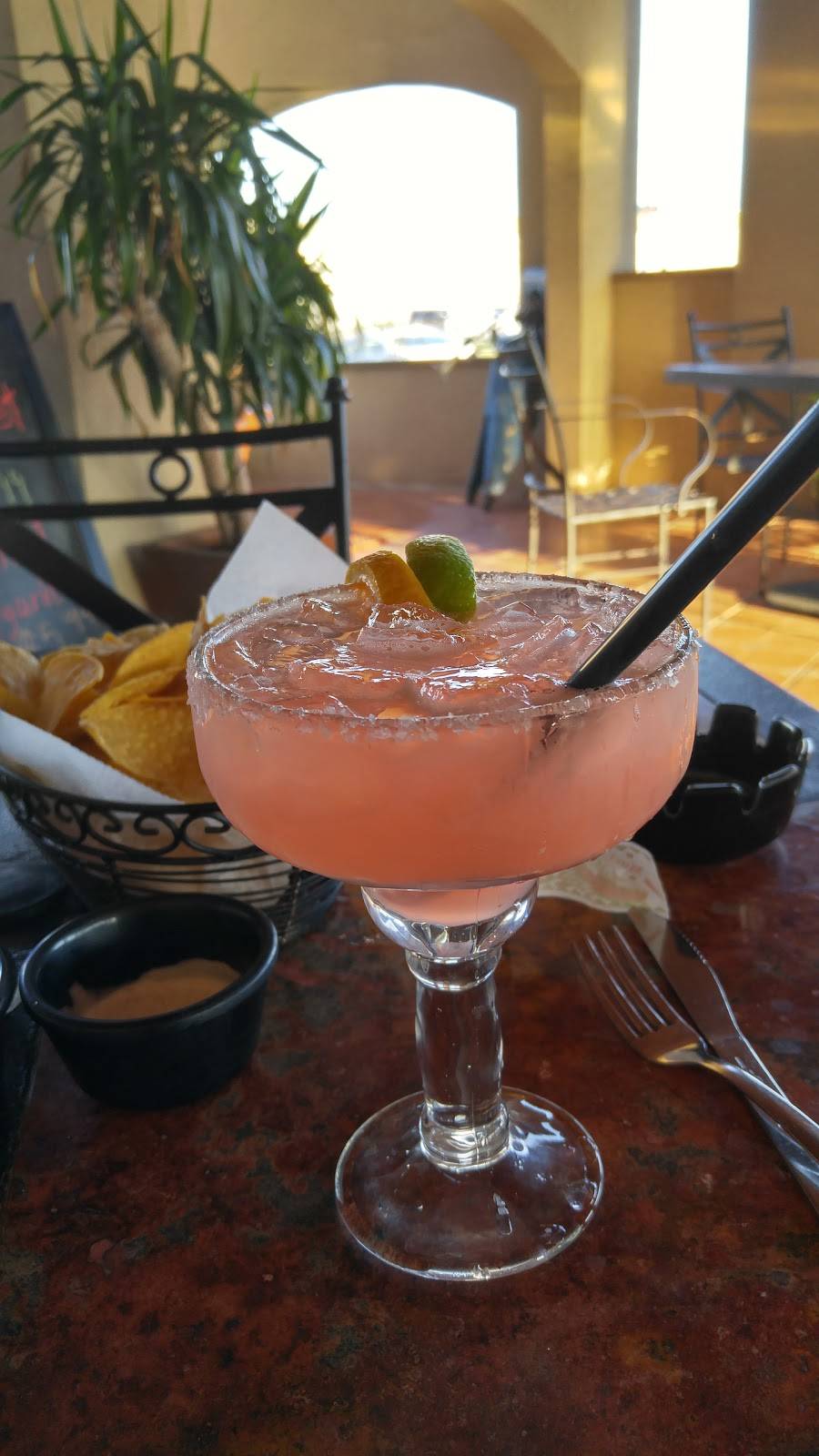 Senor Iguanas | restaurant | 1415 Broadway St, Clarksville, IN 47129, USA | 8122808555 OR +1 812-280-8555