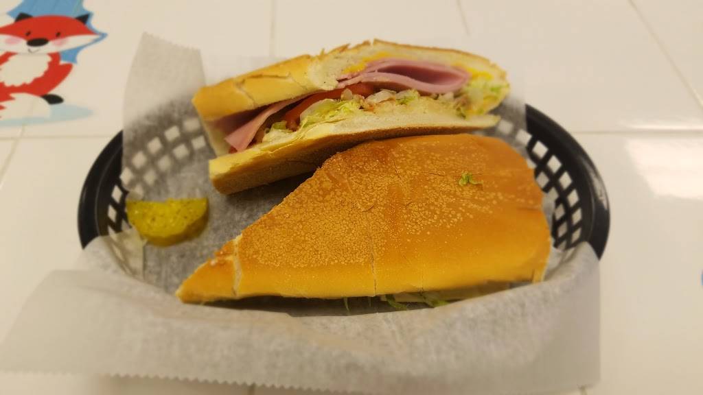 El Poeta De Los Sandwiches | restaurant | 22 Pratt St, Hartford, CT 06103, USA | 8602311268 OR +1 860-231-1268