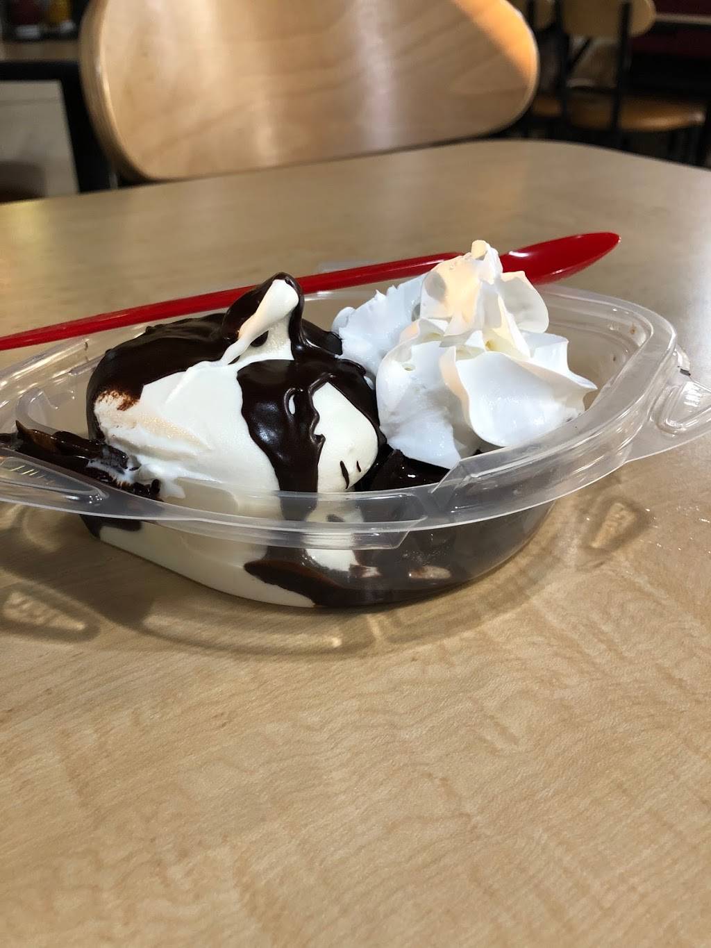 Dairy Queen Grill & Chill | restaurant | 415 E Meighan Blvd, Gadsden, AL 35903, USA | 2565477393 OR +1 256-547-7393