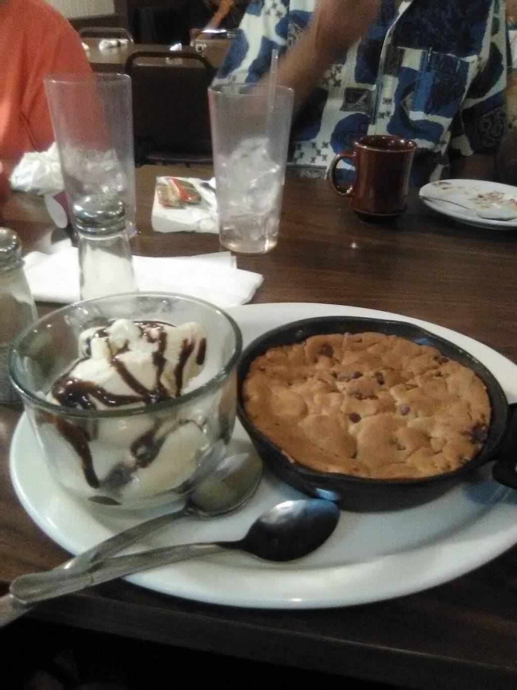 Tailwinds Steakhouse | restaurant | 200 E South 2nd St, Findlay, IL 62534, USA | 2177568654 OR +1 217-756-8654