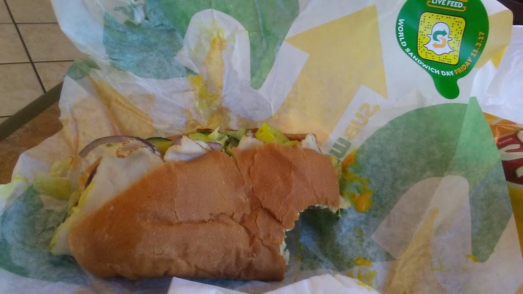 Subway Restaurants | restaurant | 1700 Webster St, Alameda, CA 94501, USA | 5105217909 OR +1 510-521-7909