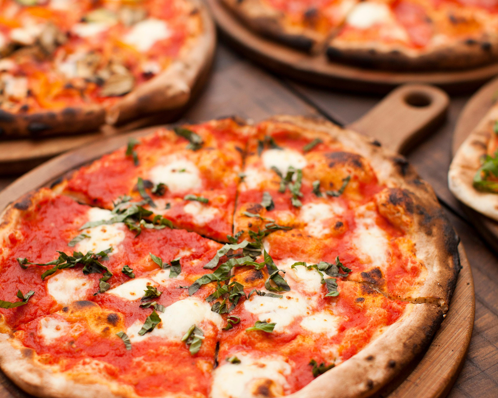 Deadass Italian Pizza | restaurant | 2537 S Wabash Ave, Chicago, IL 60616, USA | 7738181188 OR +1 773-818-1188