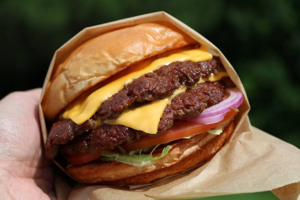 The Sear Shack Burgers & Fries | restaurant | 5101 Sanderlin Ave # 103, Memphis, TN 38117, USA | 9015674909 OR +1 901-567-4909