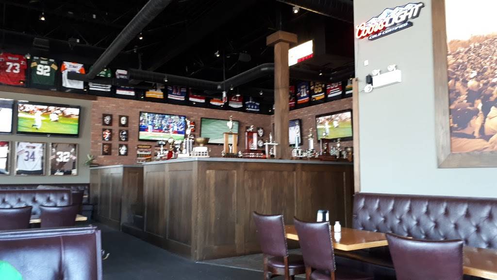 Legends Taphouse & Grill | restaurant | 1084 Rest Acres Rd, Paris, ON N3L 4G7, Canada | 5193027000 OR +1 519-302-7000