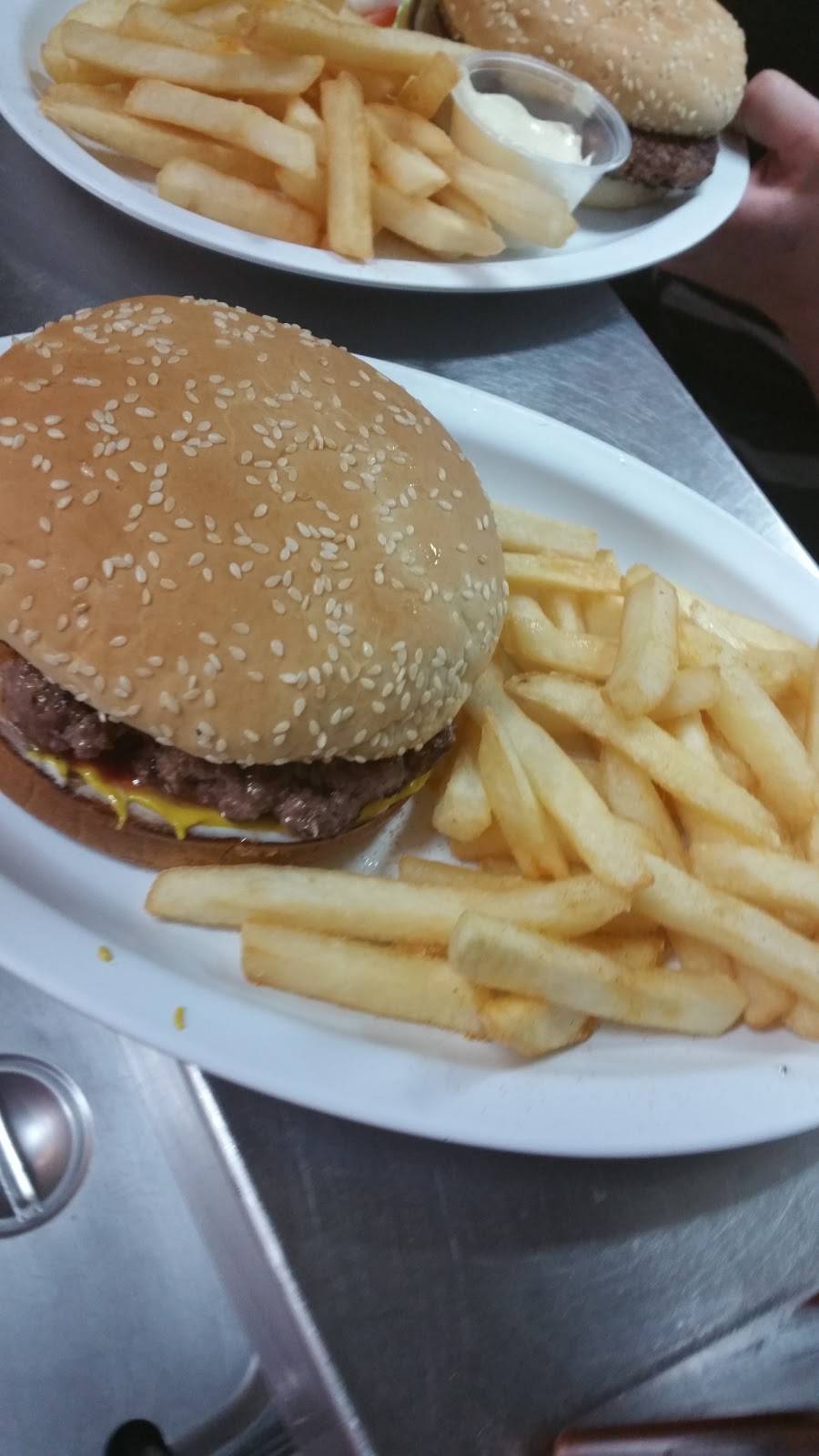 Teds Restaurant | restaurant | 18651 US-301 #2, Citra, FL 32113, USA | 3525953354 OR +1 352-595-3354