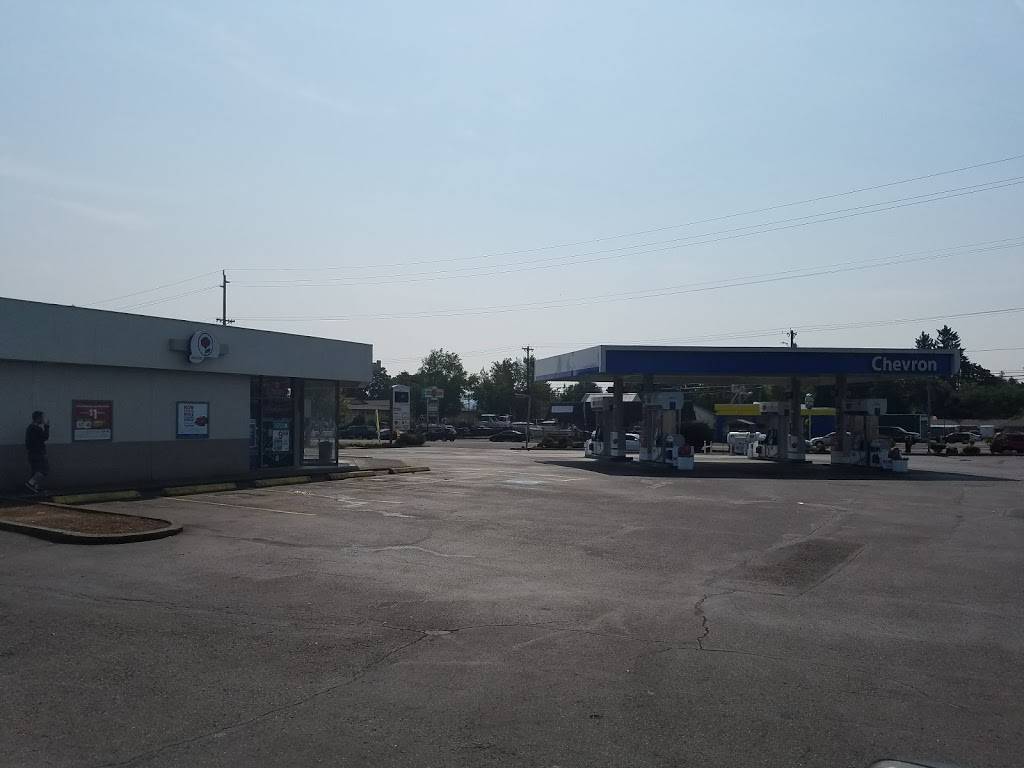 Jalapeños Mexican Grill | restaurant | 14919 SE Stark St #101, Portland, OR 97233, USA | 5034774715 OR +1 503-477-4715