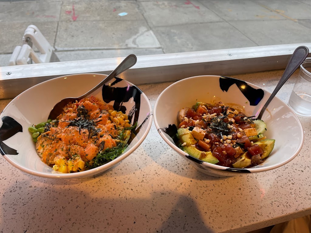 Sukiya Ramen & Poke | restaurant | 199-05 32nd Ave, Queens, NY 11358, USA | 7188731238 OR +1 718-873-1238