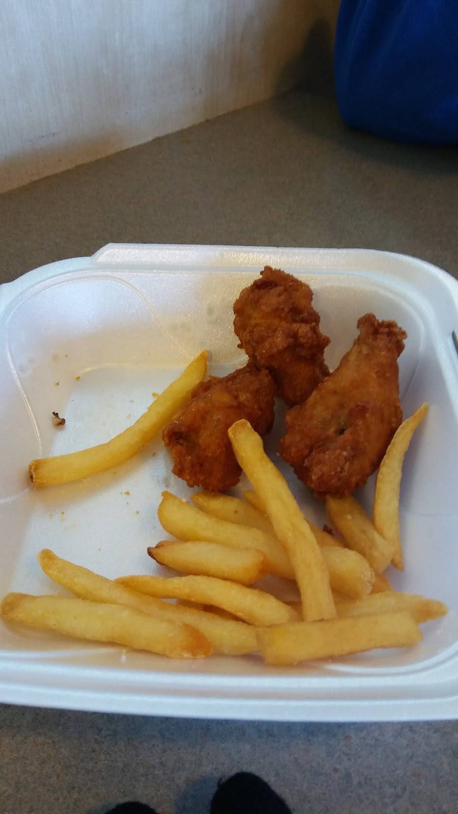 Gyros & More | restaurant | 1515 Broadway Ave, Lorain, OH 44052, USA | 4402446120 OR +1 440-244-6120