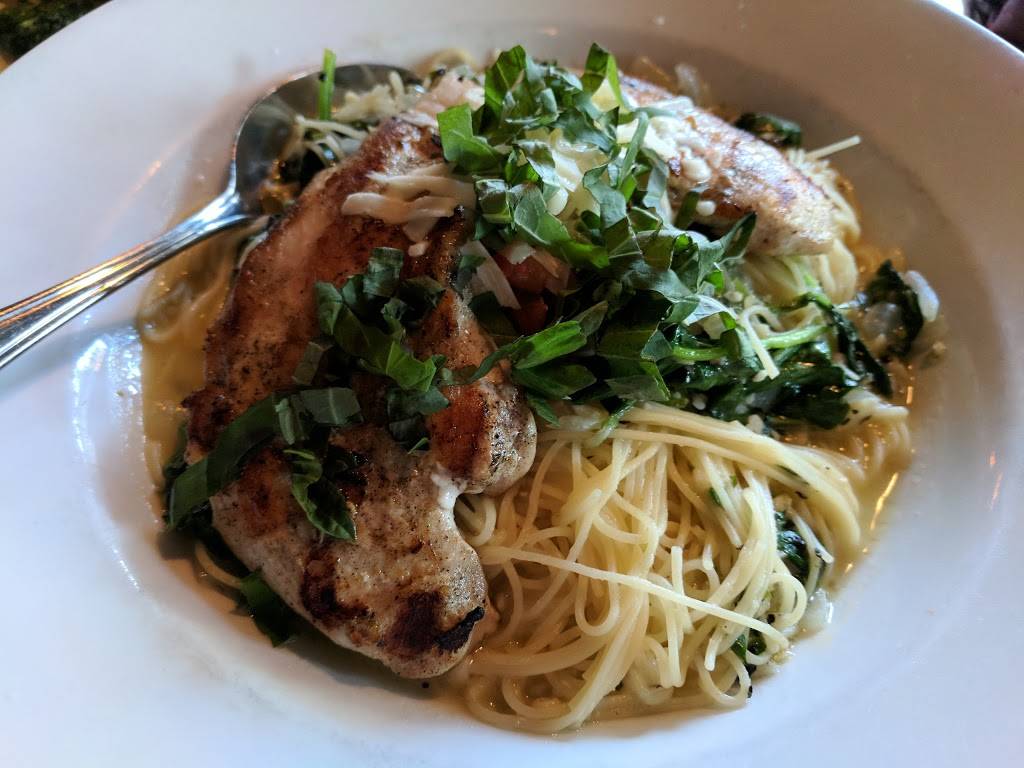 Vincitori | restaurant | 14 N Cass Ave, Westmont, IL 60559, USA | 6306639467 OR +1 630-663-9467