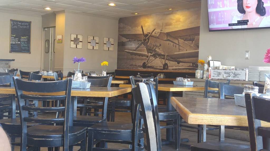 Ledo Pizza | meal takeaway | 3072 Solomons Island Rd, Edgewater, MD 21037, USA | 4109566700 OR +1 410-956-6700