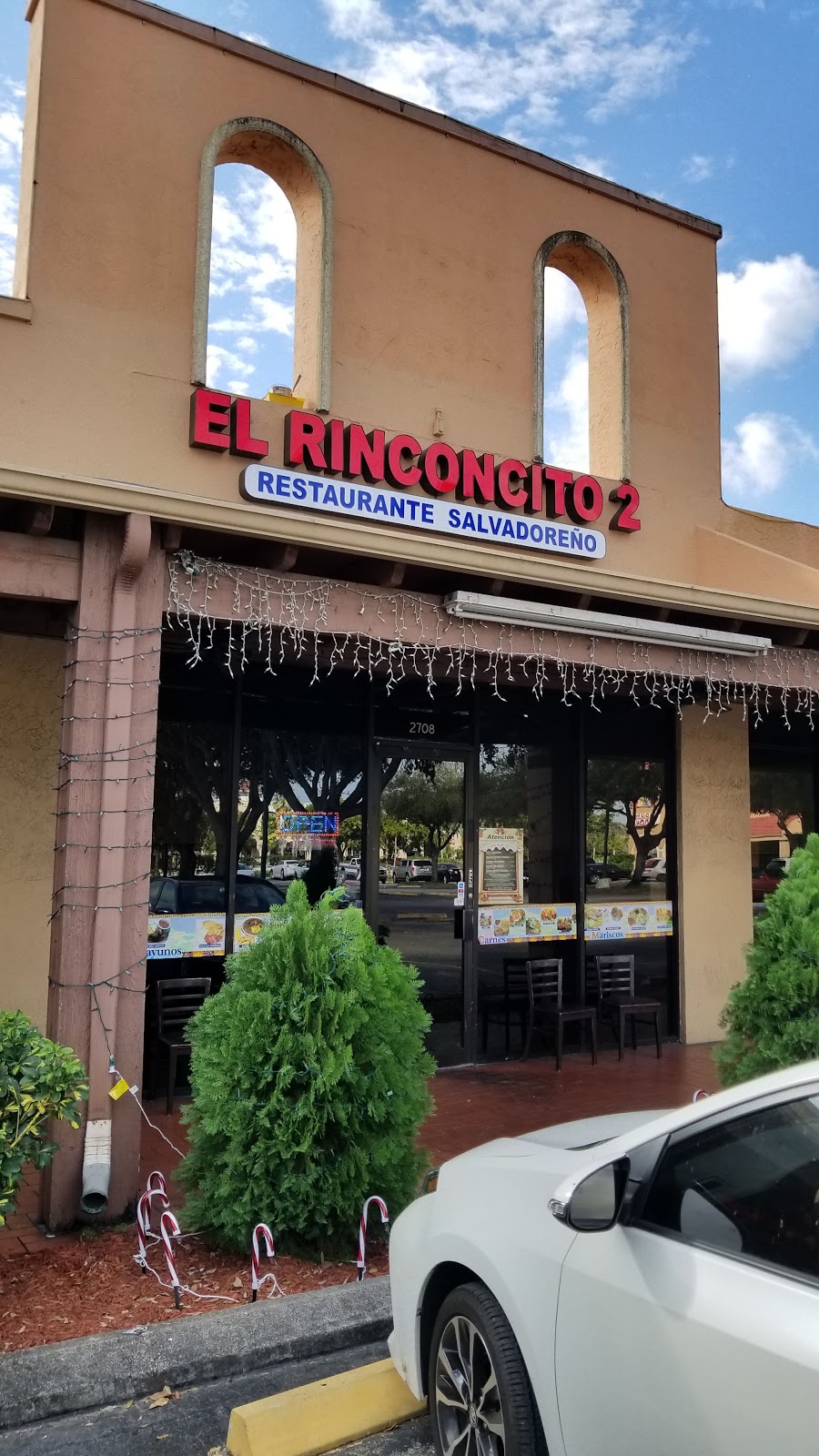 El Rinconcito Salvadoreño #2 | restaurant | 2708 W Atlantic Blvd, Pompano Beach, FL 33069, USA | 9549332100 OR +1 954-933-2100
