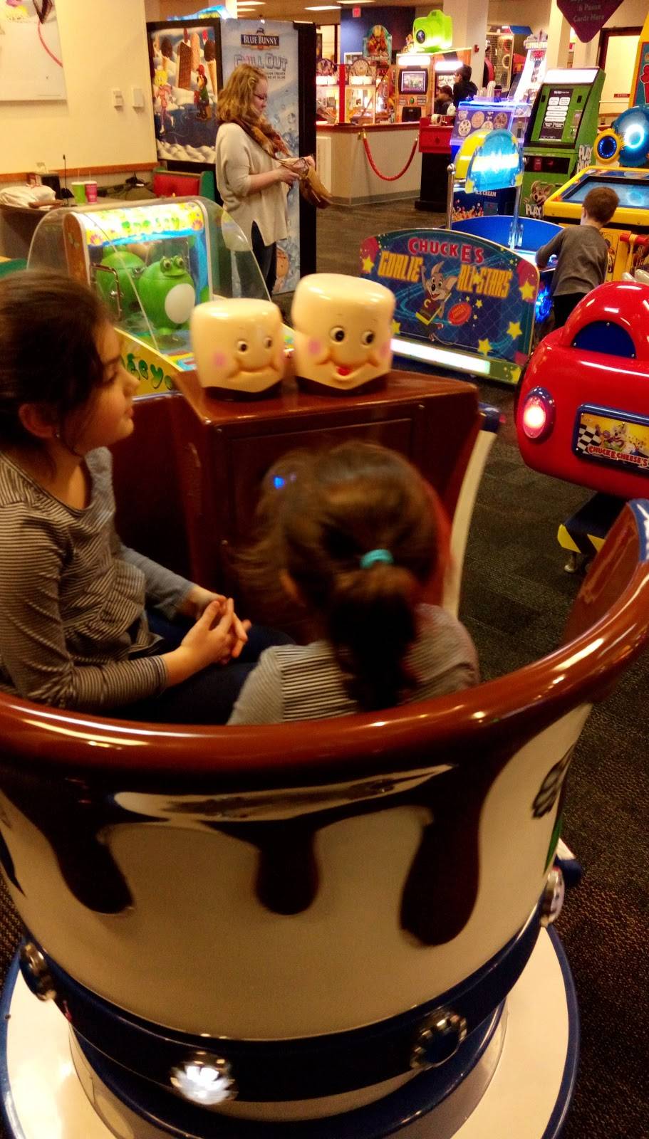 Chuck E. Cheese | restaurant | 132 Sack Blvd, Leominster, MA 01453, USA | 9784669779 OR +1 978-466-9779