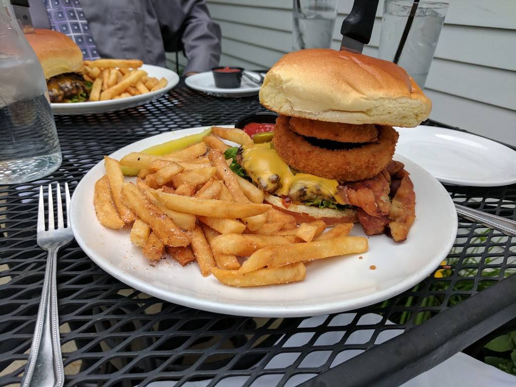 Glenwillow Grille | restaurant | 29765 Pettibone Rd, Solon, OH 44139, USA | 4407860100 OR +1 440-786-0100