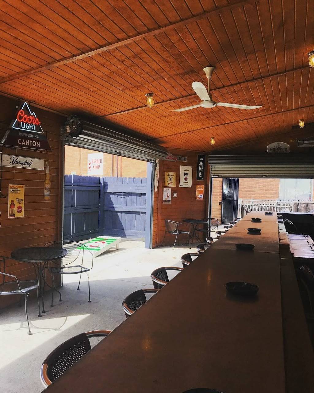 Meyers Landing Bar & Grill | restaurant | 1326 Whipple Ave NW, Canton, OH 44708, USA | 3304770295 OR +1 330-477-0295