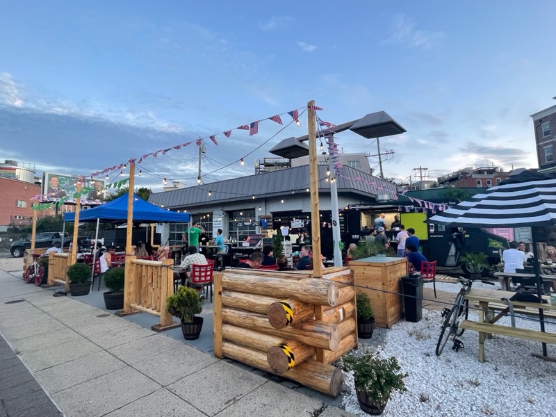 Barracudas Pop-Up | restaurant | 1302 Key Hwy, Baltimore, MD 21230, USA | 4108021134 OR +1 410-802-1134