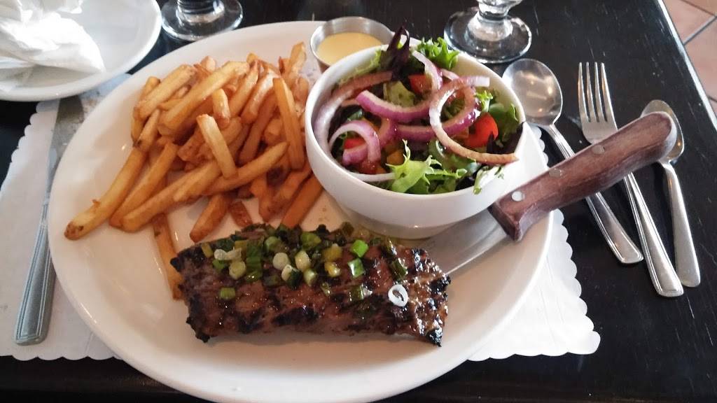 Restaurant La Pointe à Bernard | restaurant | 692 4e rue de la Pointe, Shawinigan, QC G9N 1G8, Canada | 8195375553 OR +1 819-537-5553