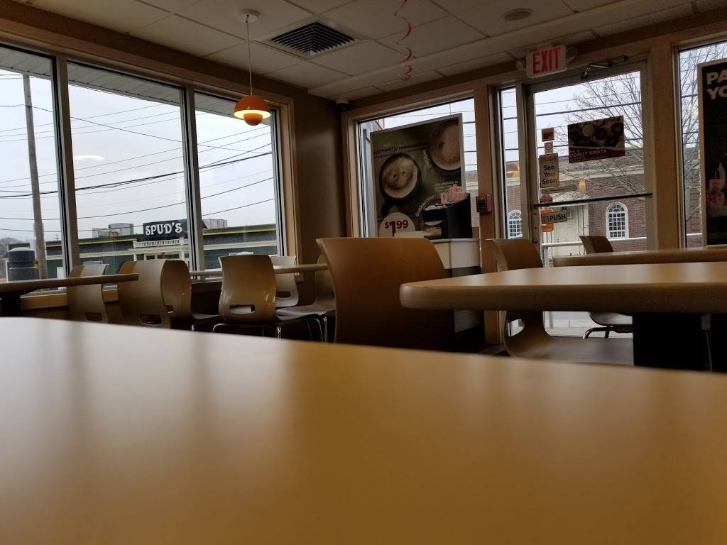 Dunkin | bakery | 35 Lincoln Ave, Saugus, MA 01906, USA | 7819411462 OR +1 781-941-1462