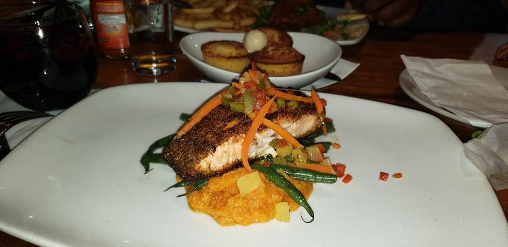 Soco | restaurant | 509 Myrtle Ave, Brooklyn, NY 11205, USA | 7187831936 OR +1 718-783-1936