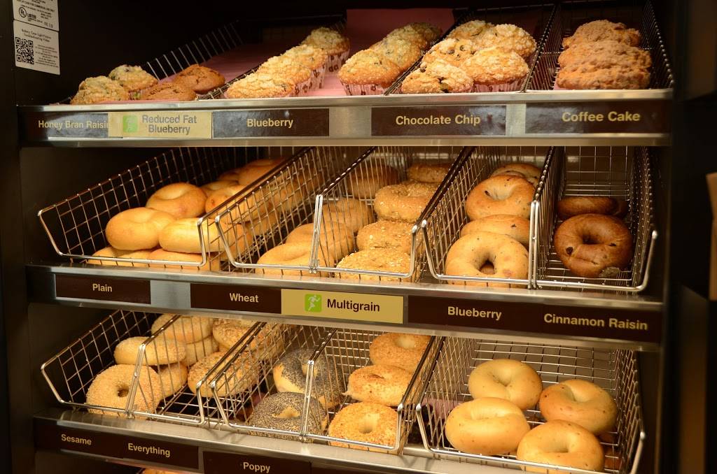 Dunkin | cafe | 760 S Weber Rd, Bolingbrook, IL 60490, USA | 6303789060 OR +1 630-378-9060