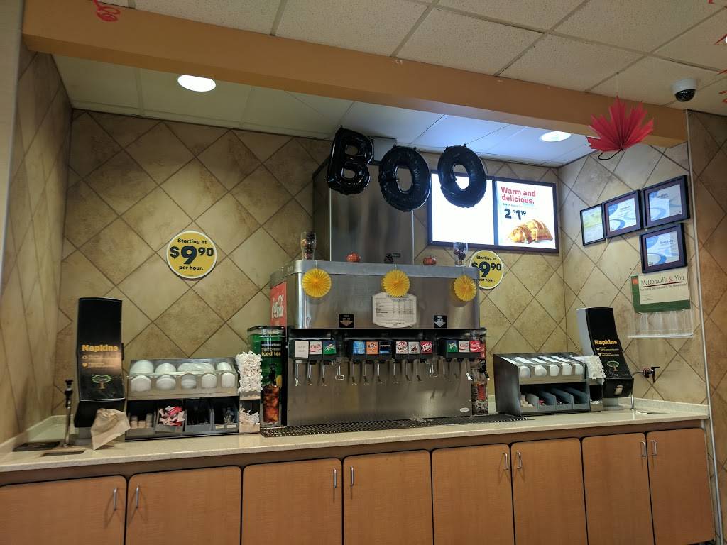 McDonalds | cafe | 2738 N, M-30, Sanford, MI 48657, USA | 9896879672 OR +1 989-687-9672