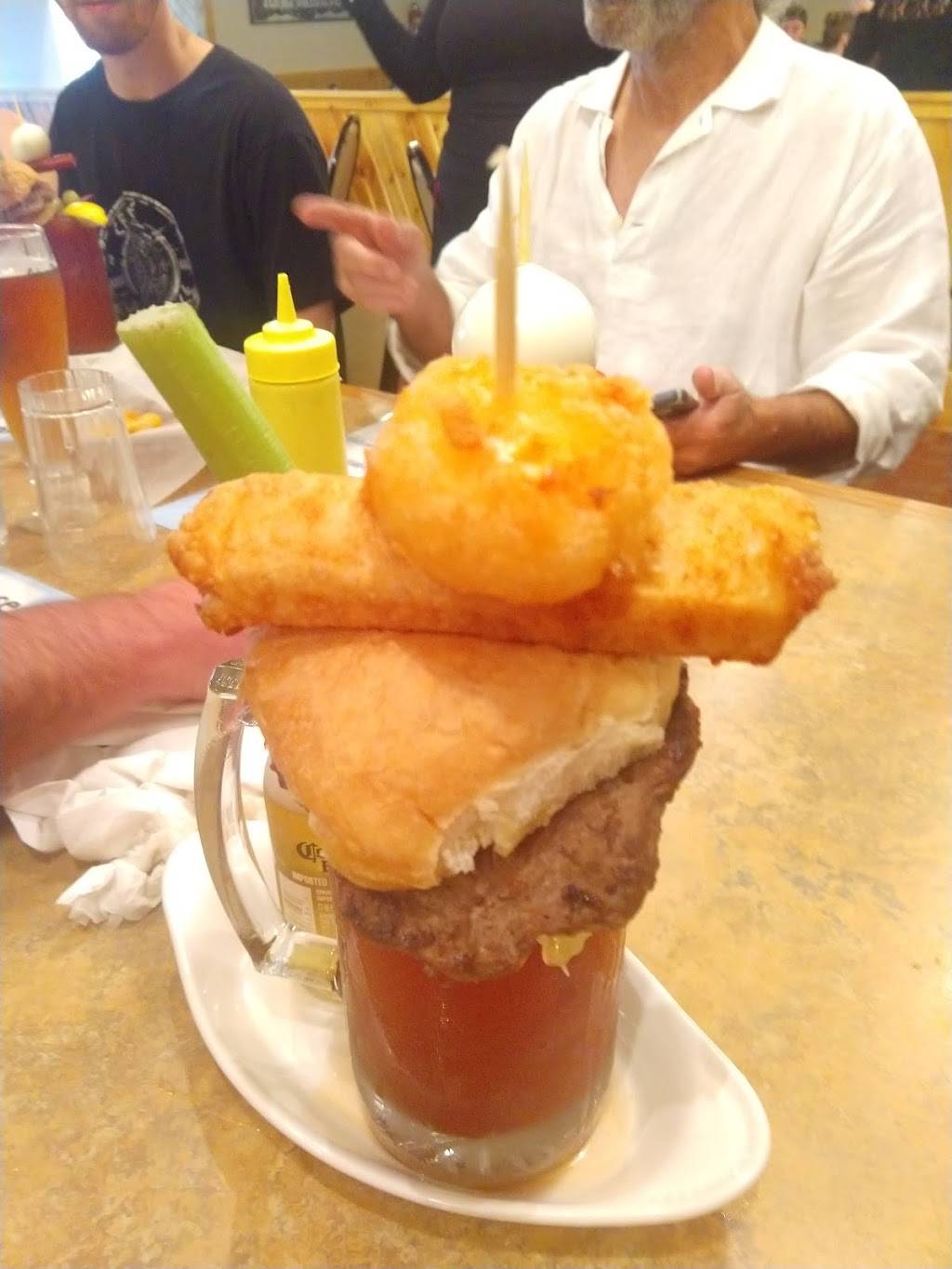 The Beer Cheese Bar and Grill | restaurant | 2 S Main St, Rice Lake, WI 54868, USA | 7152342527 OR +1 715-234-2527