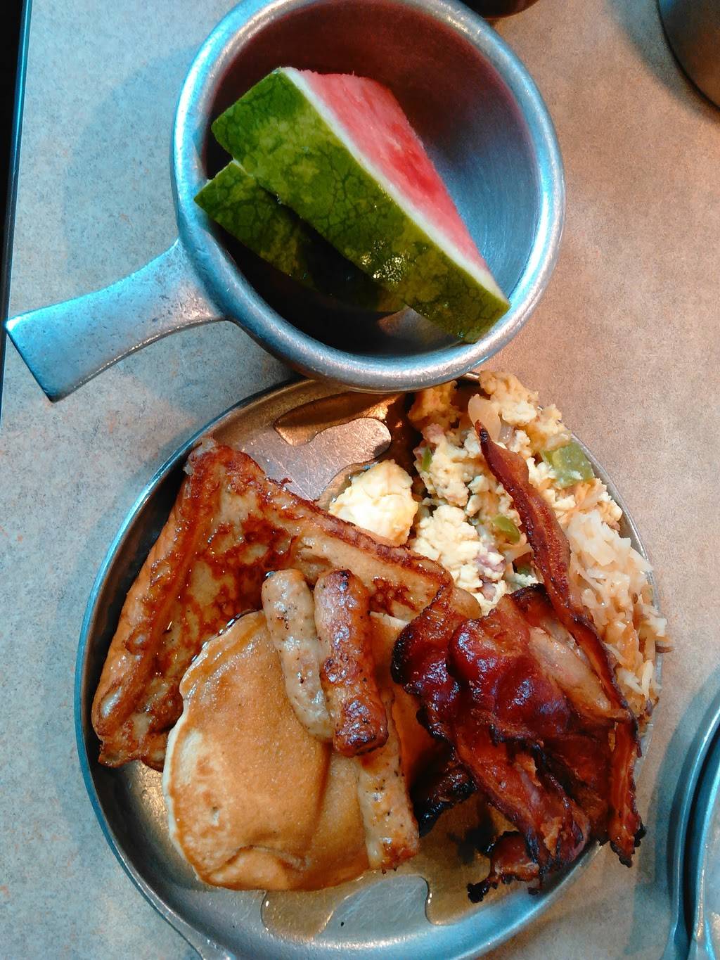 Popeyes Louisiana Kitchen | restaurant | 4325 E Guasti Rd, Ontario, CA 91761, USA | 9093907800 OR +1 909-390-7800