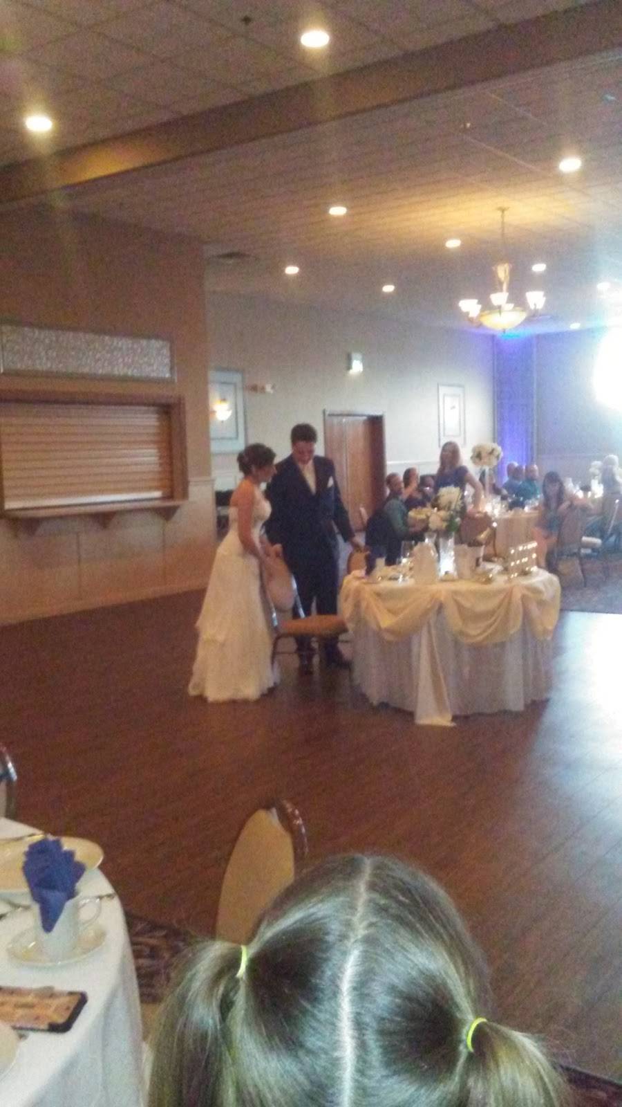 Andorra Banquets | restaurant | 1112 US-41, Schererville, IN 46375, USA | 2198651230 OR +1 219-865-1230