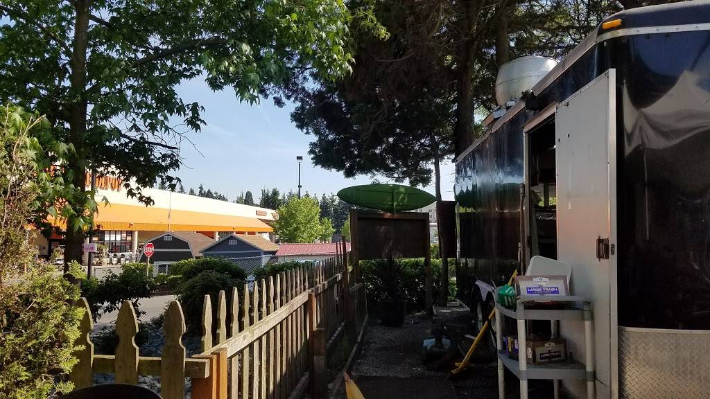 El Camion - NORTH | restaurant | 11728 Aurora Ave N, Seattle, WA 98133, USA | 2063672777 OR +1 206-367-2777