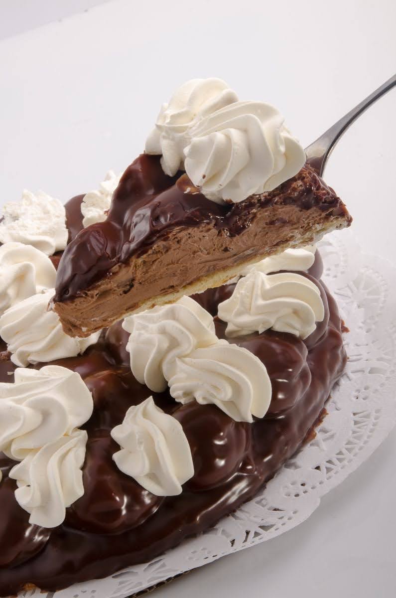 Moka bakery and desserts | restaurant | 1455 NW 107th Ave, Doral, FL 33172, USA | 3058572736 OR +1 305-857-2736