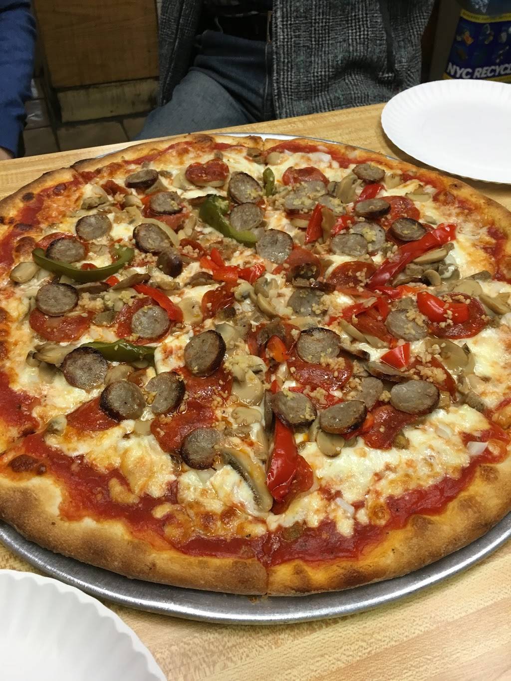 Brothers Pizza | restaurant | 185-04 Horace Harding Expy, Flushing, NY 11365, USA | 7184457888 OR +1 718-445-7888