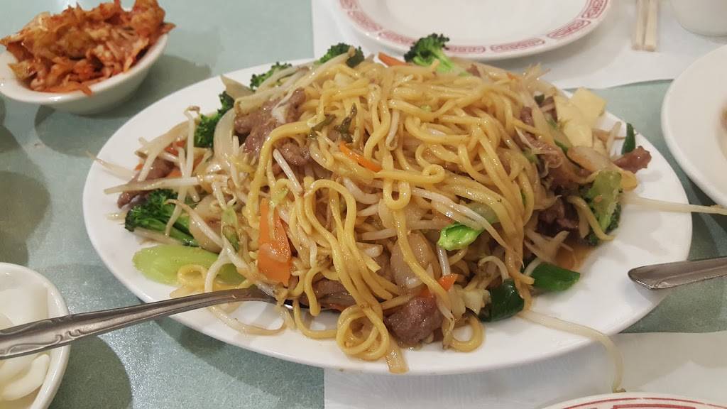 Young King | restaurant | 3100 W Olympic Blvd, Los Angeles, CA 90006, USA | 2134876154 OR +1 213-487-6154