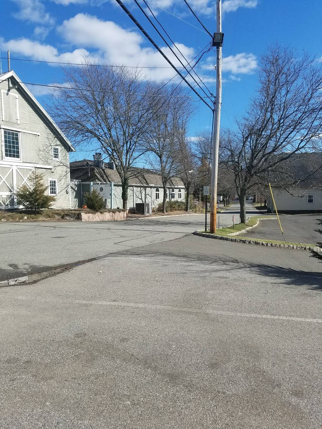 Dominicks Pizza | restaurant | 31 Lackawanna Ave, Gladstone, NJ 07934, USA | 9082342480 OR +1 908-234-2480