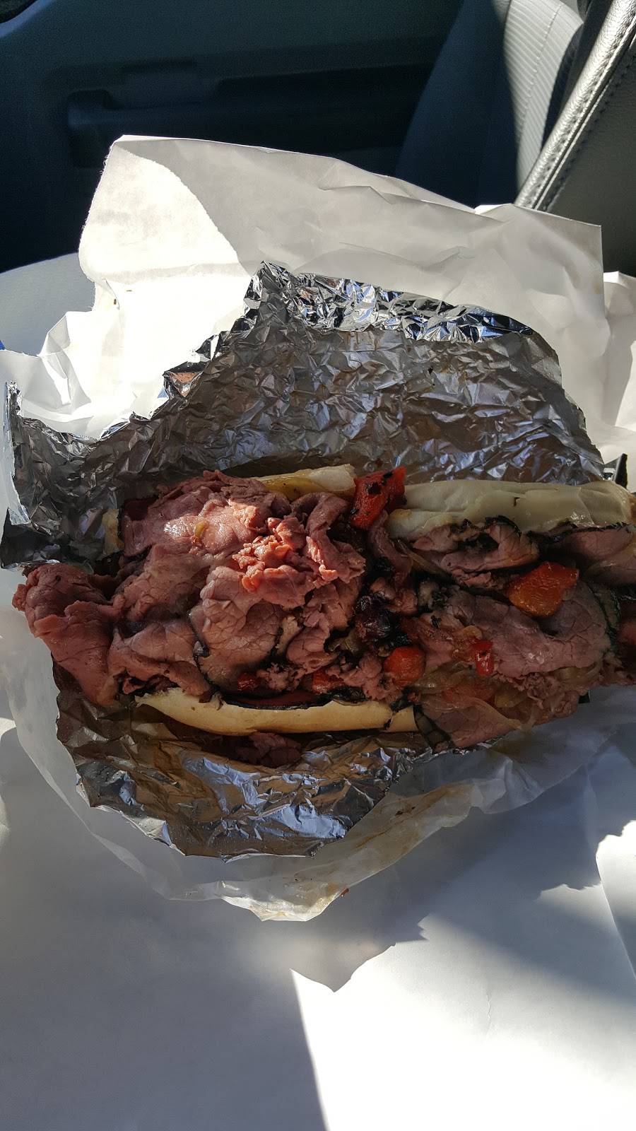 Freds Deli On Main LLC | restaurant | 138 Main St, Berlin, CT 06037, USA | 8608296262 OR +1 860-829-6262