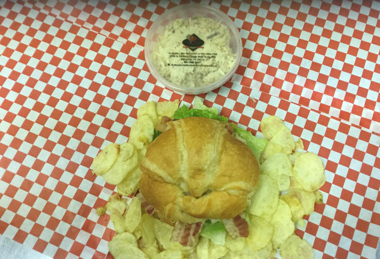 Alex Farms Hickory Smoked Chicken Salad | restaurant | 4780 Riverdale Rd Ste 16, Memphis, TN 38141, USA | 9015660297 OR +1 901-566-0297