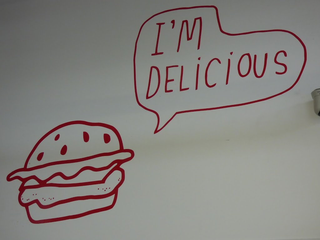 Little Big Burger - South Waterfront | restaurant | 3704 S Bond Ave, Portland, OR 97239, USA | 5032658021 OR +1 503-265-8021