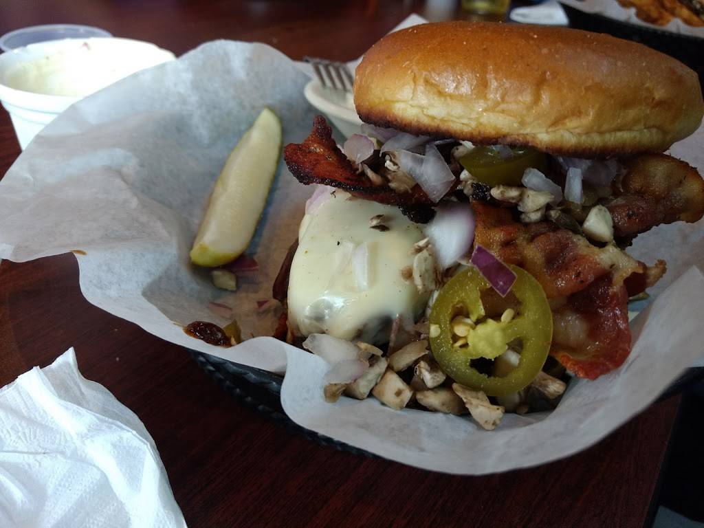 Sag Wagon North | restaurant | 510 Iowa St, Center Point, IA 52213, USA | 3193430055 OR +1 319-343-0055