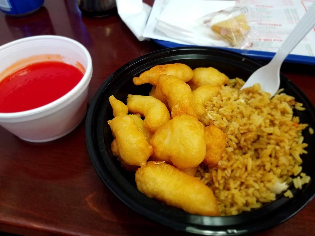 China House | restaurant | 6217 S 27th St, Greenfield, WI 53221, USA | 4142826666 OR +1 414-282-6666