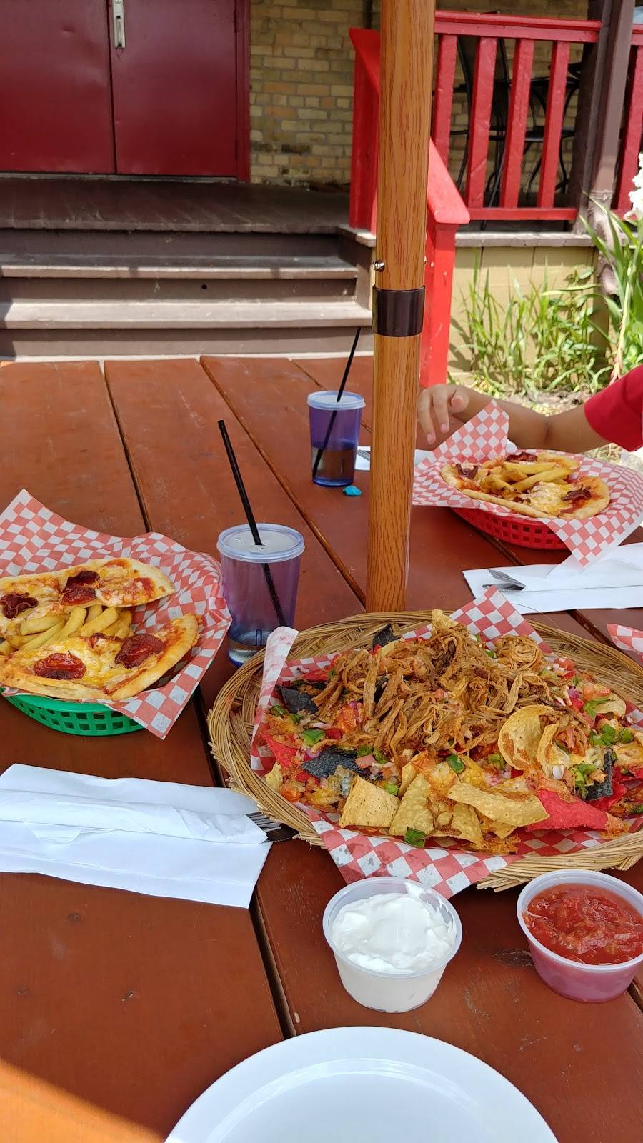 OLearys Bar and Grill | restaurant | 120 Parkview Dr, St. Marys, ON N4X 1A8, Canada | 5192841110 OR +1 519-284-1110