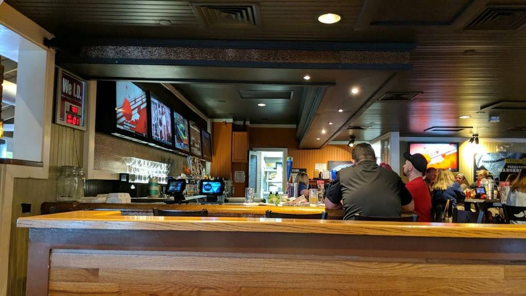 Chilis Grill & Bar | restaurant | 7810 Poplar Ave, Germantown, TN 38138, USA | 9017565203 OR +1 901-756-5203