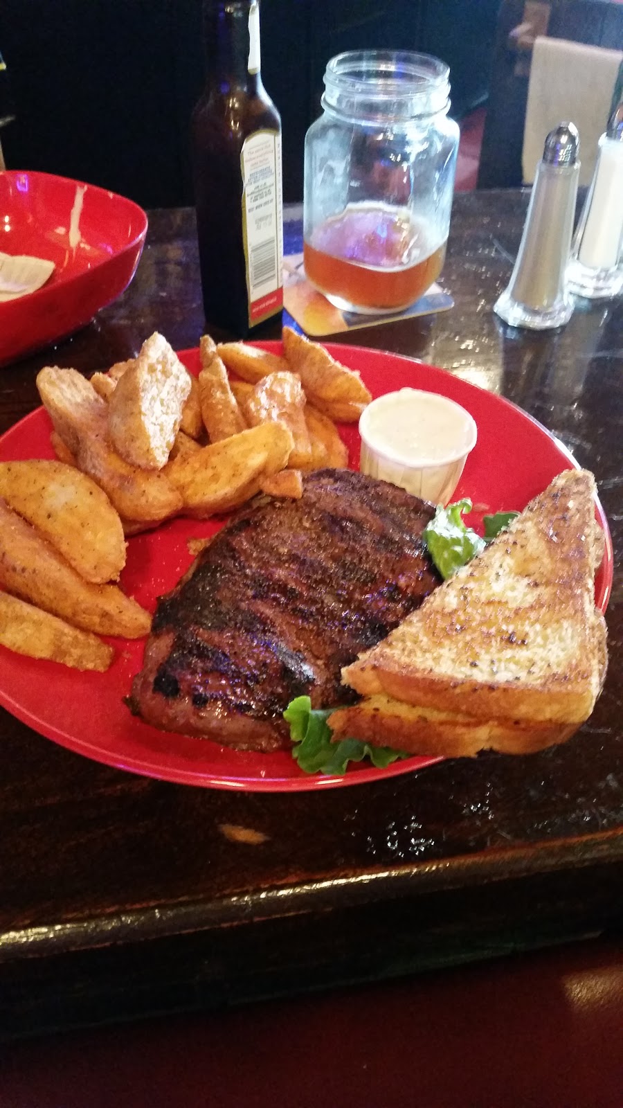 Red Rock Saloon | restaurant | 316 N Main St, Conconully, WA 98819, USA | 5095574993 OR +1 509-557-4993