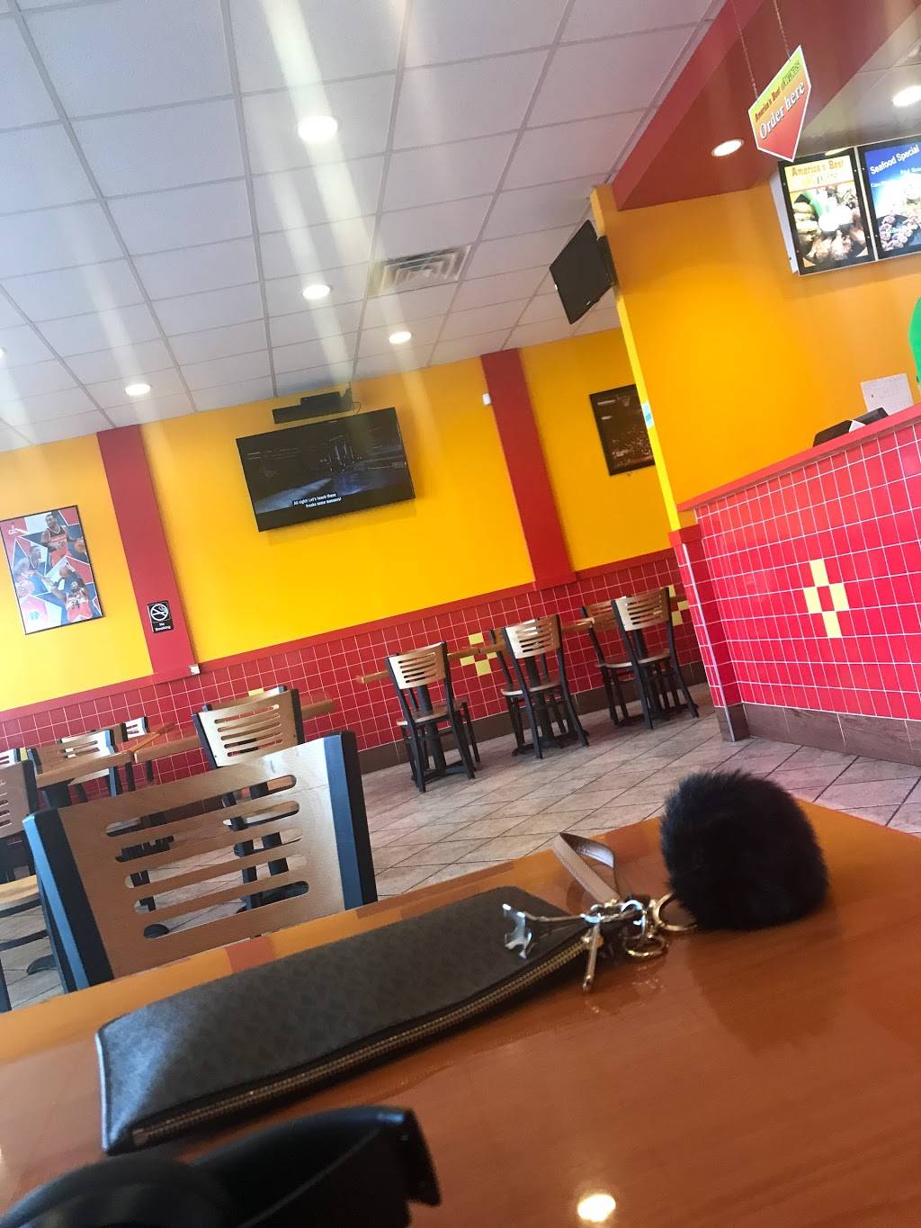 Americas Best Wings | restaurant | 3437 Fort Meade Rd, Laurel, MD 20724, USA | 3014839464 OR +1 301-483-9464