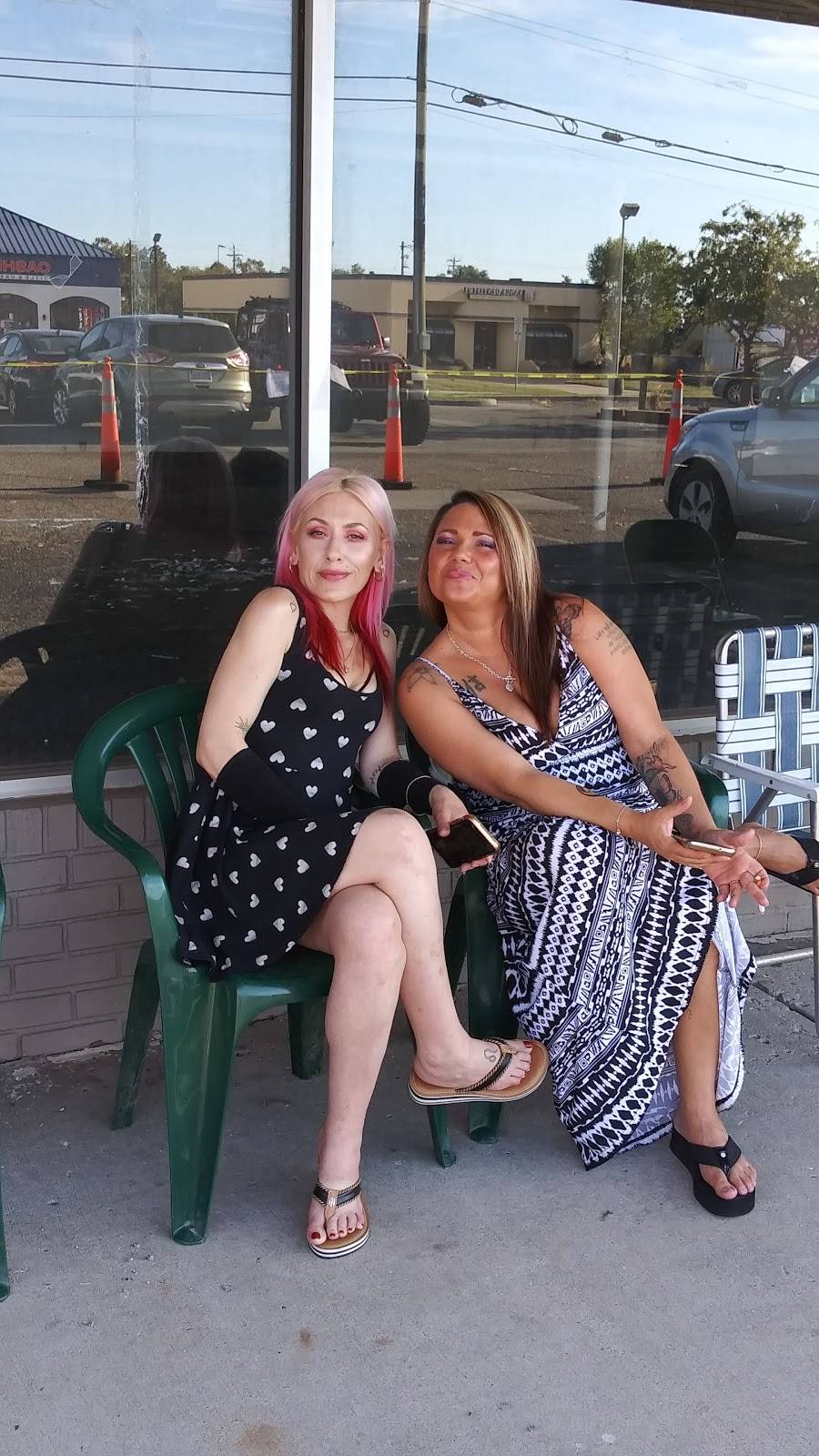 Macadus | restaurant | 921 OH-28, Milford, OH 45150, USA | 5132480358 OR +1 513-248-0358